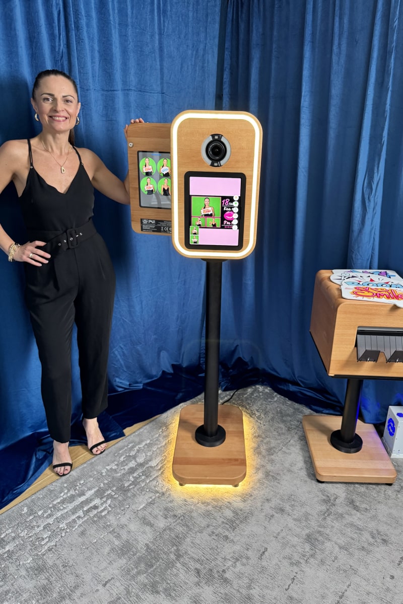 flash-of-lights-retro-mini-photo-3